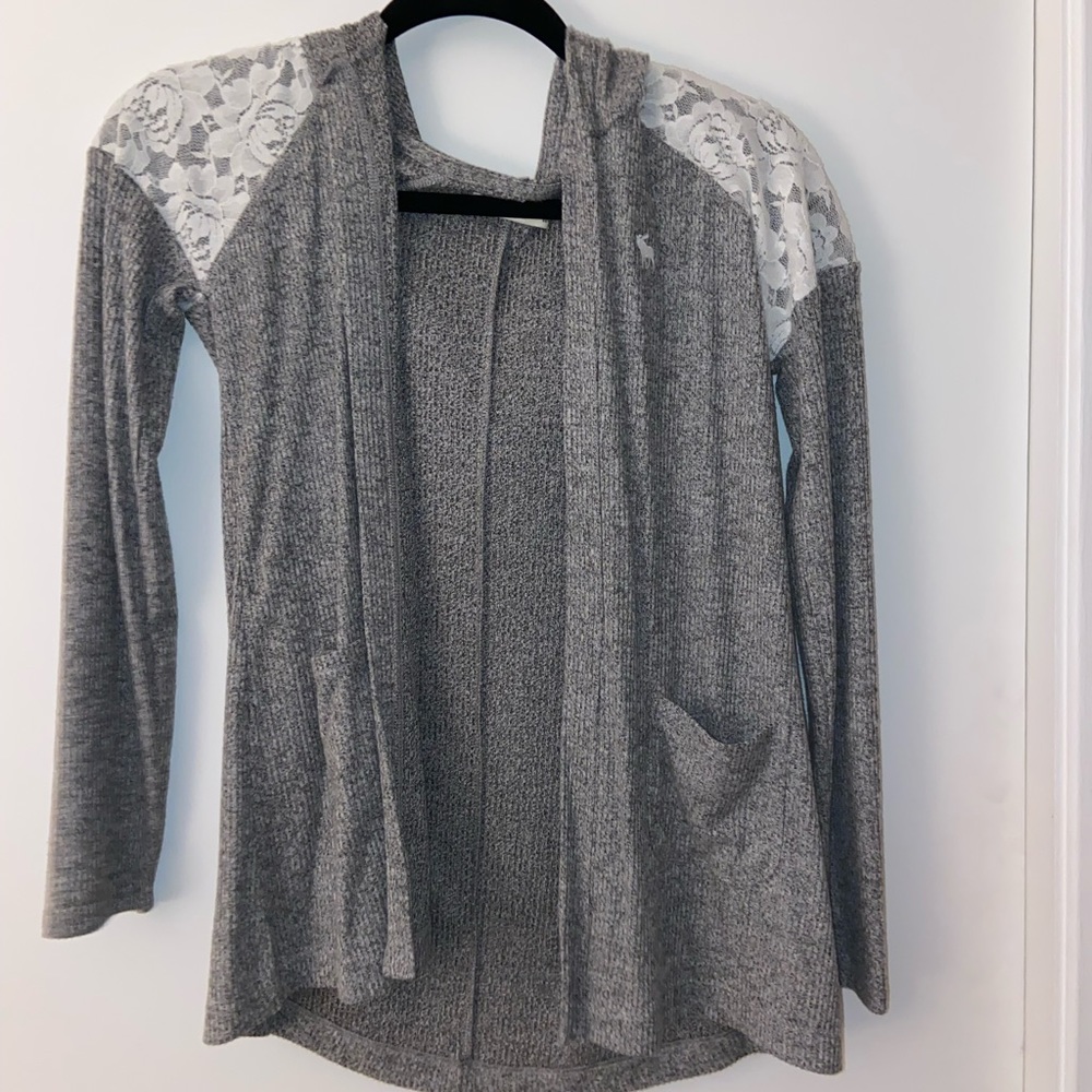 Abercrombie cardigan!